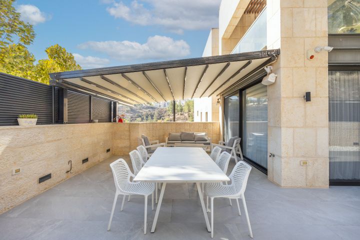 דירת גן למכירה בירושלים (תיווך) — 2