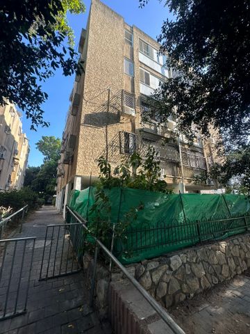הרב רובינשטיין 