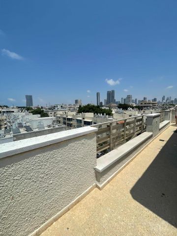 גג/ פנטהאוז למכירה בתל אביב יפו (תיווך) — 2