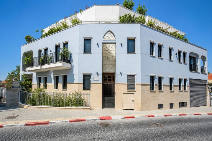 שערי ניקנור 13