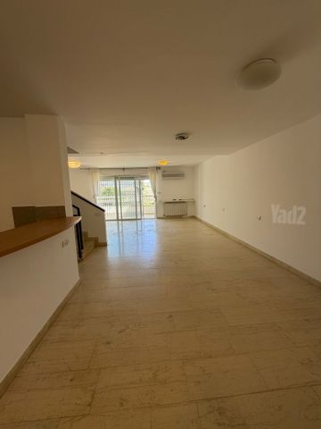 בית פרטי/ קוטג' למכירה במבשרת ציון (תיווך) — 2