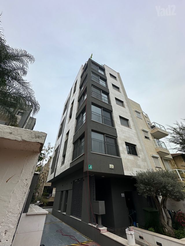 דירה, רמת גן