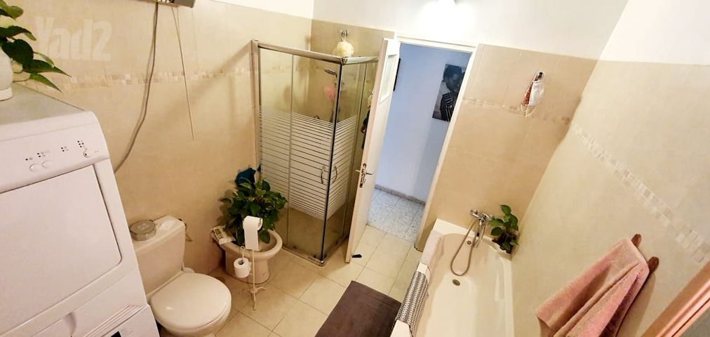 תמונה 9 של דירת 2 חדרים להשכרה בירושלים