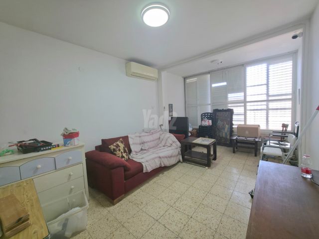 קרייתי 8