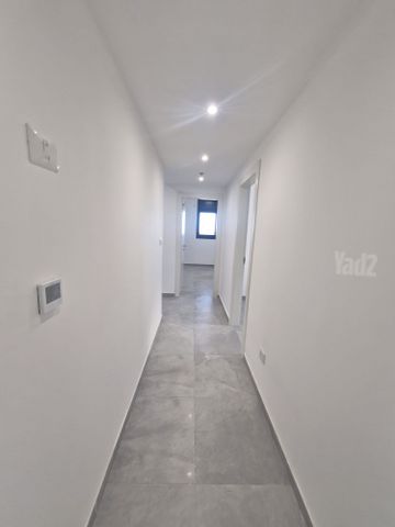תמונה 8 של דירת 4 חדרים להשכרה בירושלים