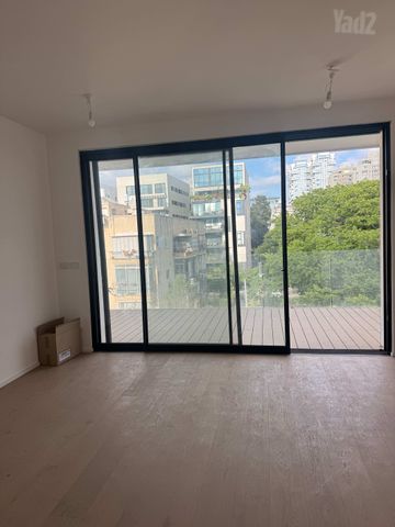 דירה להשכרה בתל אביב יפו (תיווך) — 3
