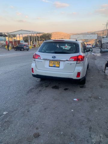 מודעת רכב סובארו אאוטבק