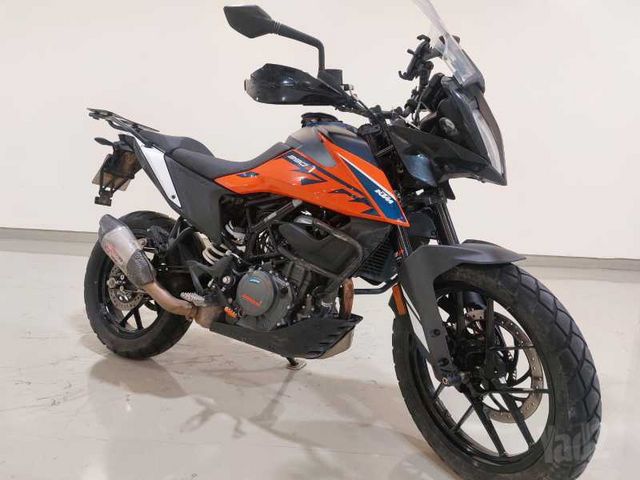 KTM Adventure 390