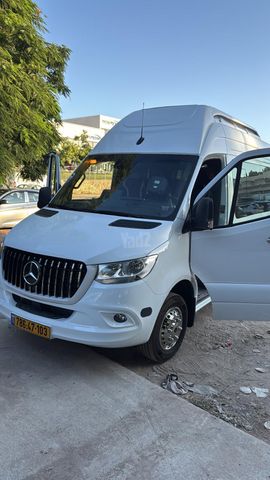 מודעת רכב מיניבוסים ורכבי הסעות