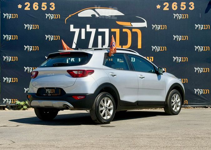מודעת רכב קיה סטוניק 2