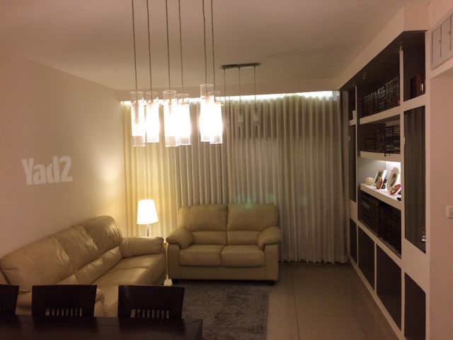 הזית 1
