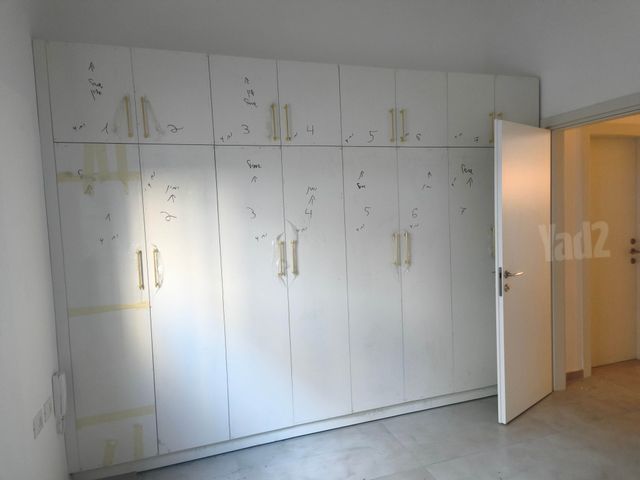 דגן 8