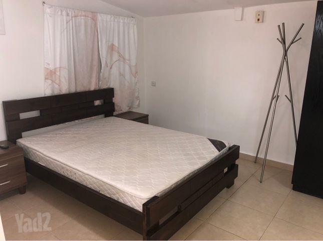 2 חדרים ₪3,900 בהוד השרון