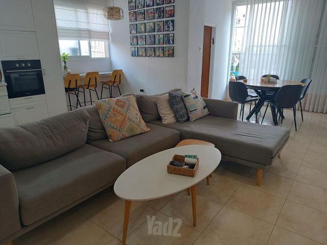 יואל דרובין 11