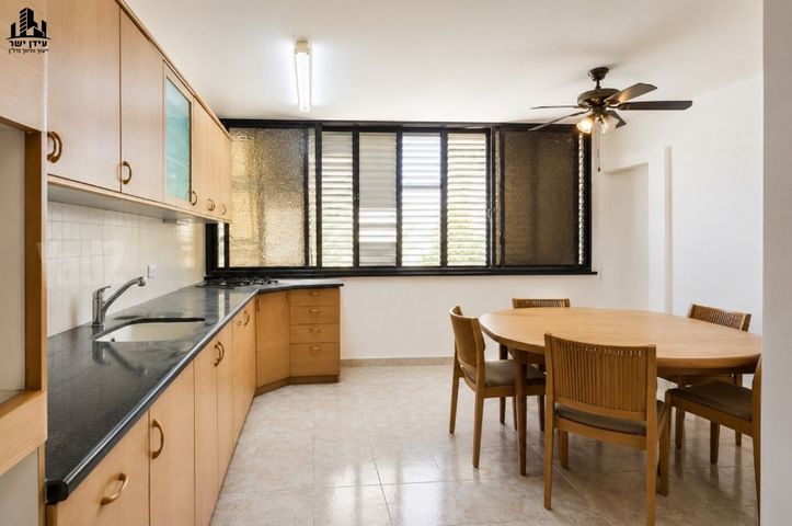 דירה למכירה בתל אביב יפו (תיווך) — 2