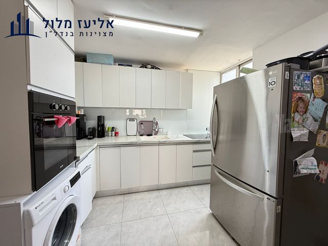 הטייסים 