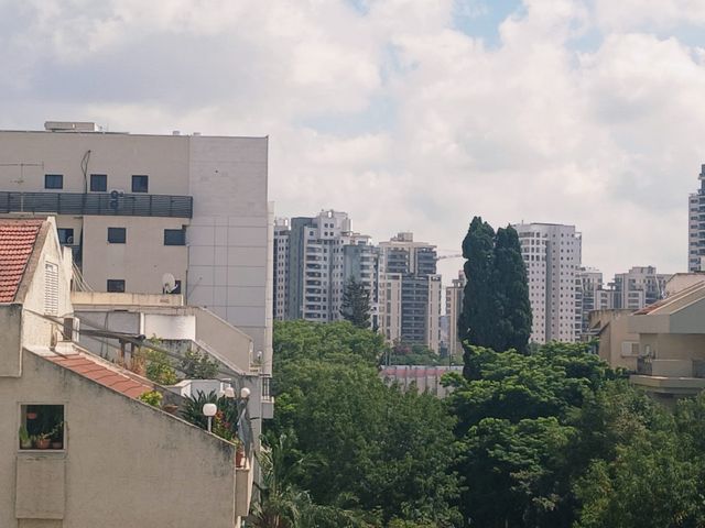 אוסטשינסקי 
