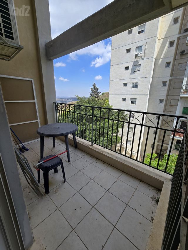 דירה, כליל החורש, הר יונה, נצרת עילית / נוף הגליל