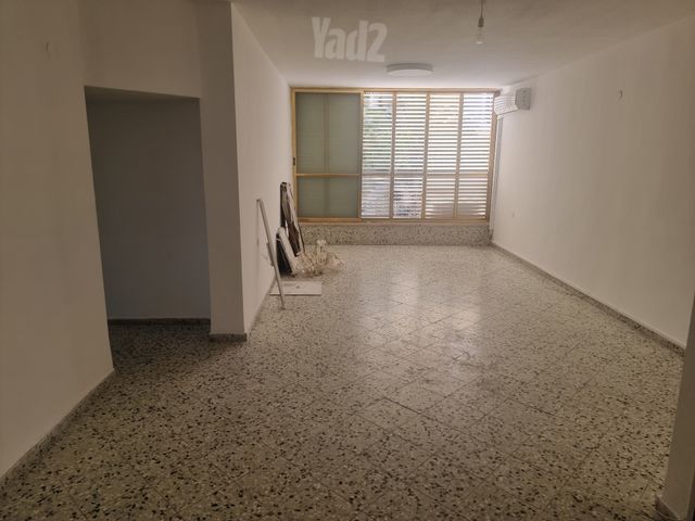 דירה, קרית שרת מערב, חולון