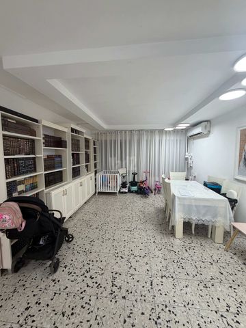 אהרון פלדמן 