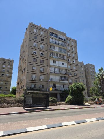 זלמן שניאור 