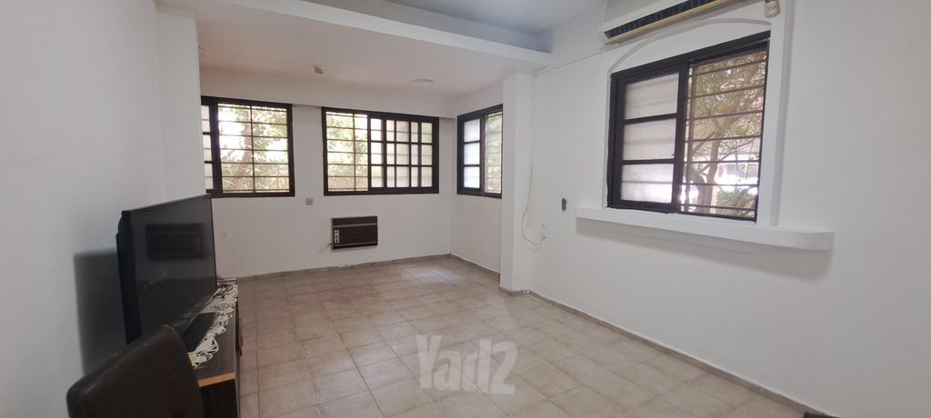 דירה, שכונת חשמונאים, מרכז העיר א, רמת גן