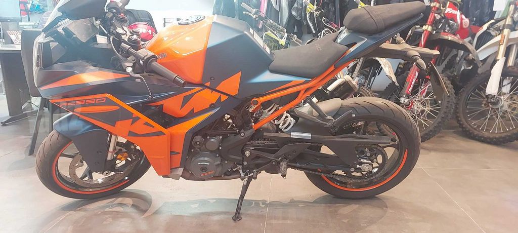 מודעת רכב KTM SuperSport RC 390 
