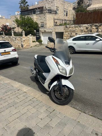 מודעת רכב הונדה FORZA300
