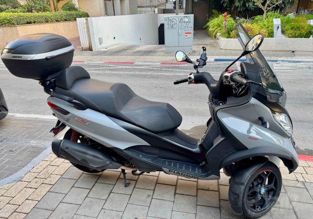 פיאג'ו MP3 350LT