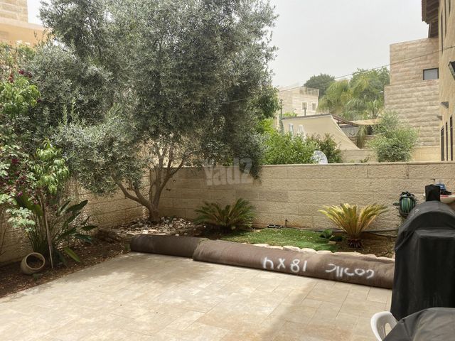 בית פרטי/ קוטג' למכירה בצור הדסה — 2