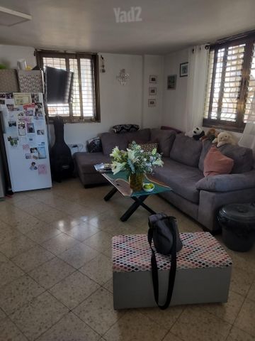 אליעזר בן יהודה 48