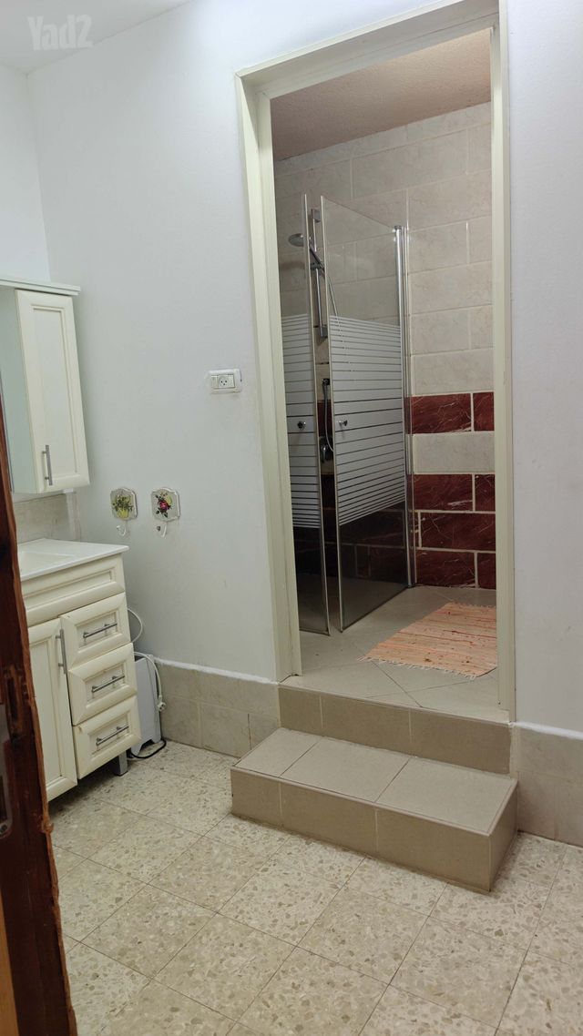 דירה, שדרות אבא חושי 220, עספיא, עספיא