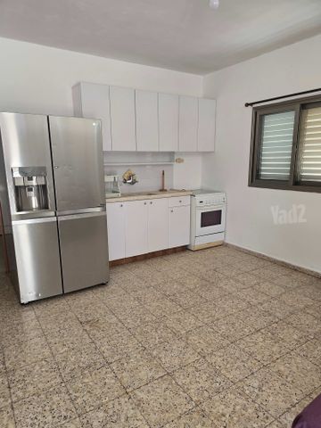 שדרות יצחק רבין 28