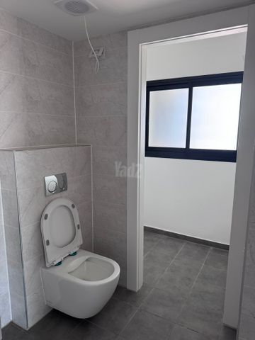 תמונה 7 של דירת 3 חדרים להשכרה בפתח תקווה