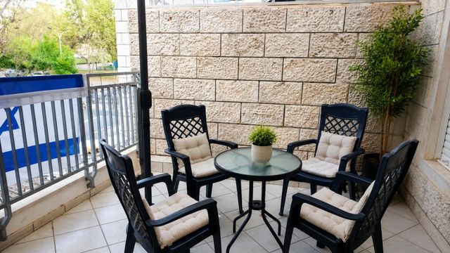 דירה, עמק האלה 79, הנביאים, מודיעין מכבים רעות