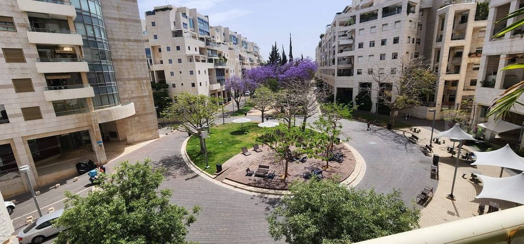 אלכסנדר סשה ארגוב 5