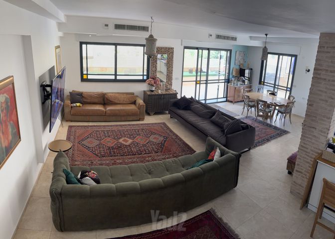 דו משפחתי למכירה בירושלים (תיווך) — 3