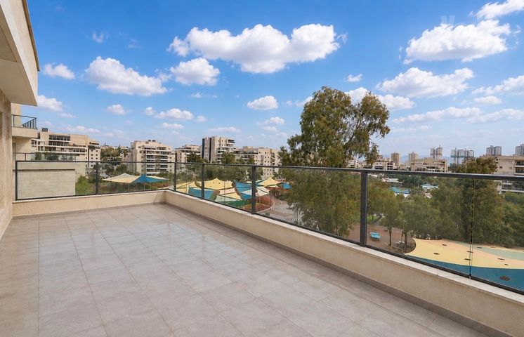 דירה, משכנות האומנים, קרית מוצקין