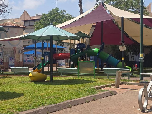 יונה צבי פיינשטיין 
