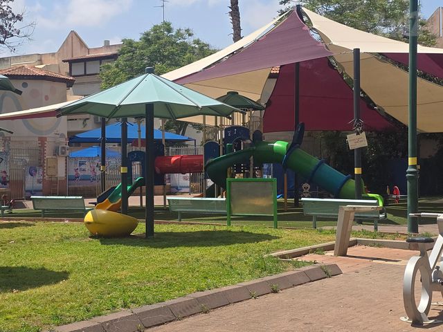 יונה צבי פיינשטיין 