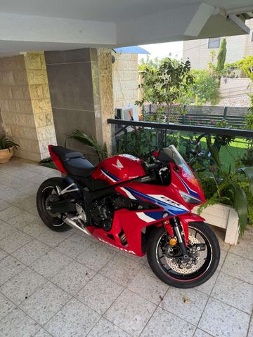 מודעת רכב הונדה CBR650R