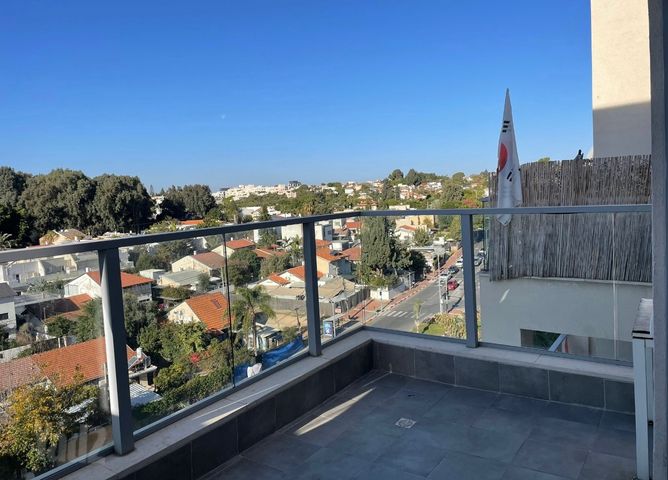 דירה למכירה בתל אביב יפו — 2