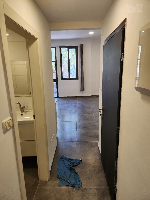 דירה, משה אהרון 4, שער פלמר, תחנת רכבת השמונה, חיפה