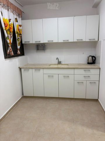 המרגלית 102