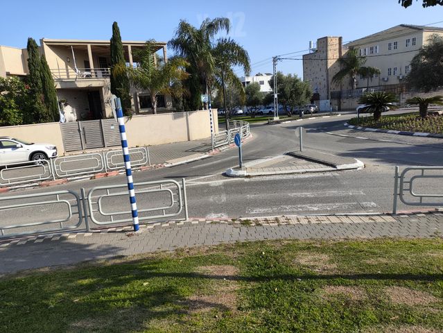 משה שרת 30
