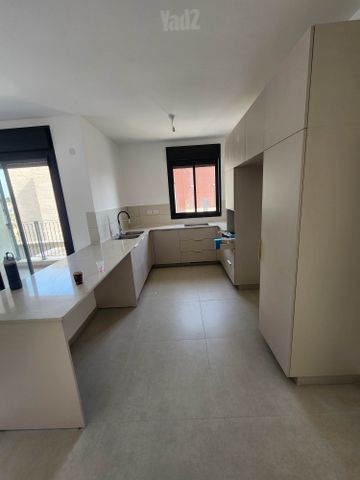 דירה להשכרה בירושלים — 2
