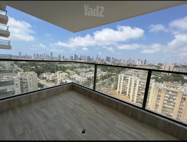 תמונה 5 של דירת 4 חדרים להשכרה בתל אביב יפו