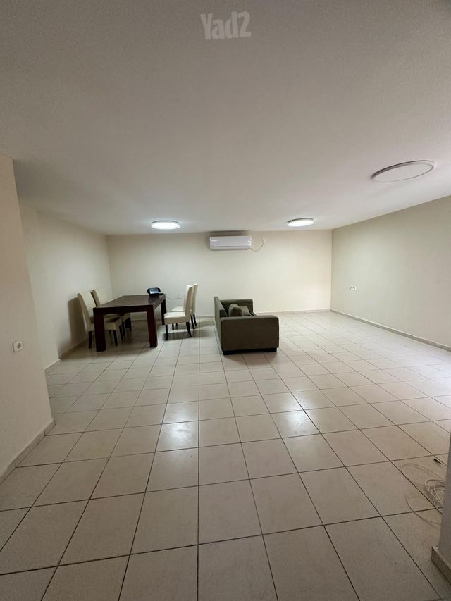 מרתף/ פרטר, דניאל נתנס 2, קרית חתני פרס נובל, ראשון לציון
