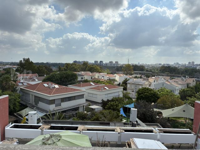 תמונה 3 של דירת 7 חדרים להשכרה בהרצליה