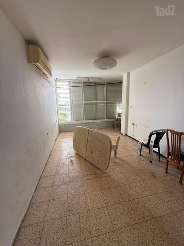 דירה, בת ים